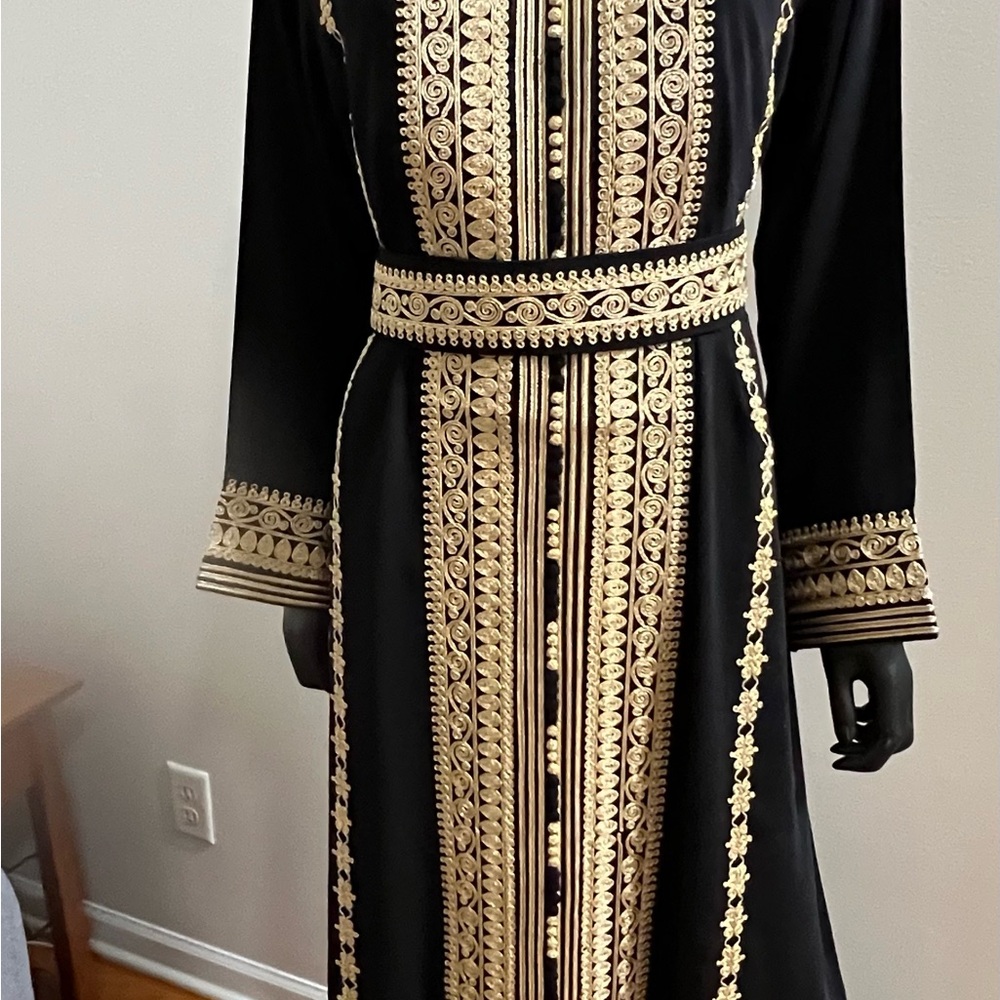 Luxurious Black and Gold Embroidered Long Sleeve  Kaftan